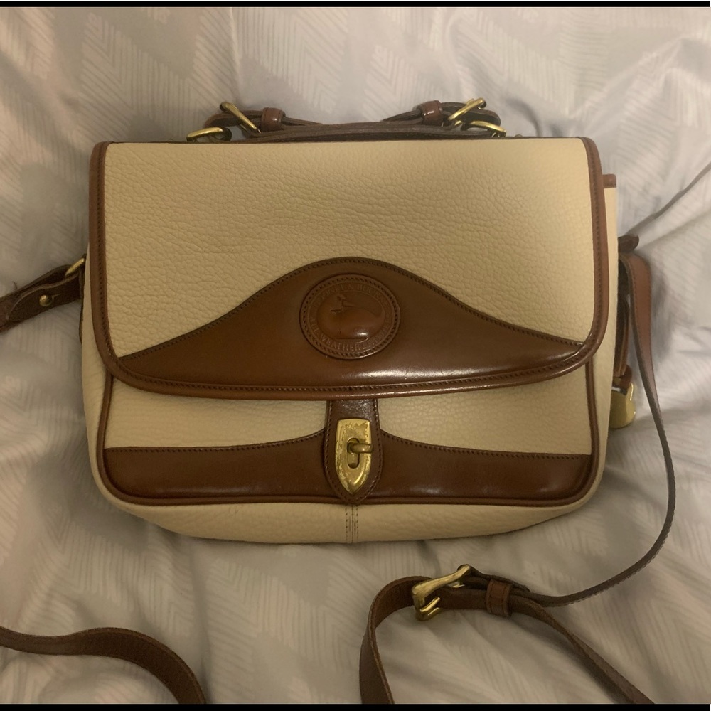 Dooney and Bourke Leather crossbody bag